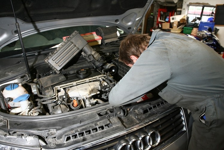 Co ukrywają sprzedawcy aut używanych?