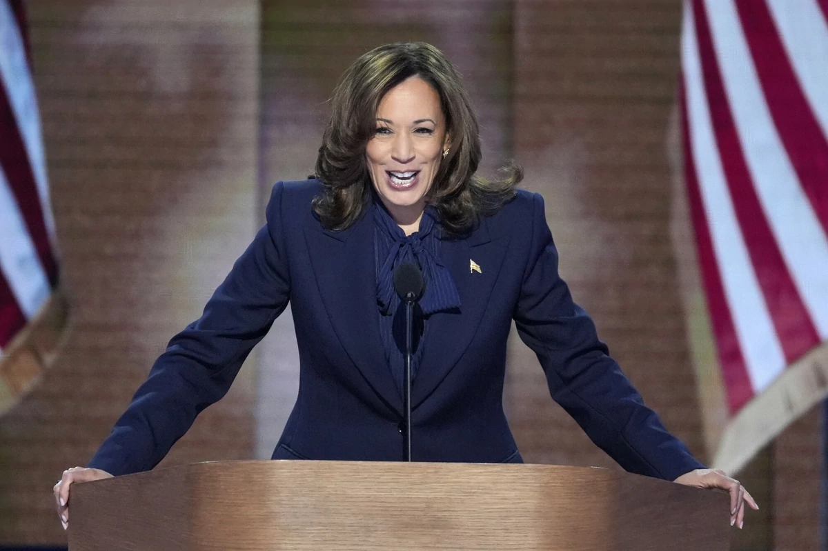  Kamala Harris oficjalnie przyjęła nominację. Trump groził porzuceniem NATO