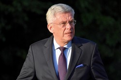 Karczewski: Jeżeli na proces legislacyjny w Senacie wpływają przedstawiciele obcych krajów...