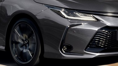 tak wygląda nowa toyota corolla. cena? silnik 1.8 wybiera 80 procent