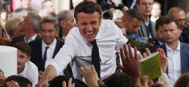 Macron zabiega o głosy zniechęconej młodzieży i rozwodzi się na temat francuskiego rapu i PlayStation