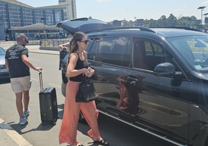 Anastasija Ražnatović na aerodromu