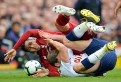 Szczęście Liverpoolu, pech Tottenhamu. Samobój w 90. min. rozstrzygnął losy hitu Premier League