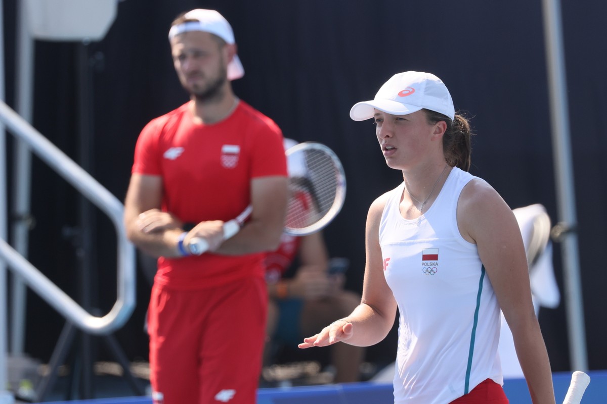 Iga Świątek podczas treningu na kortach Ariake Tennis Park w Tokio