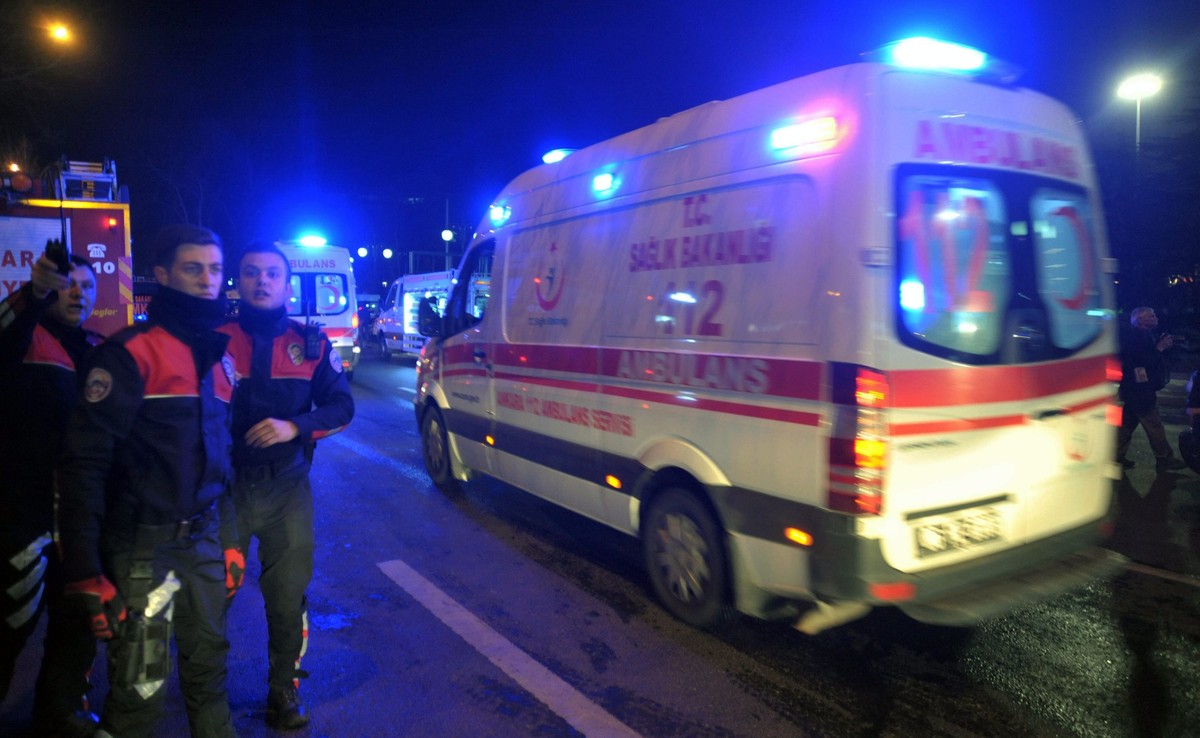 Ankara, Turcja. Zamach bombowy w centrum miasta. Jest wielu zabitych