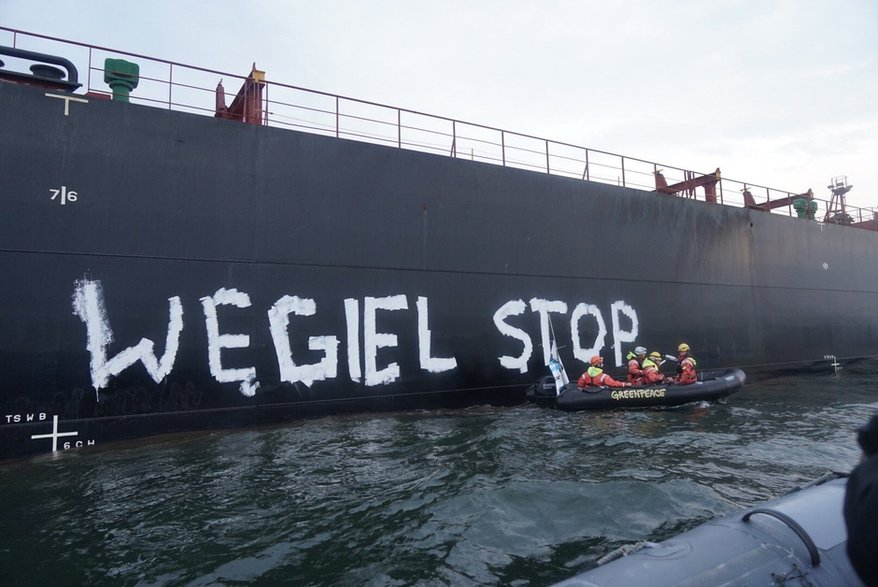 Protest przeciwko importowi węgla w porcie w Gdańsku, wrzesień 2019 r.