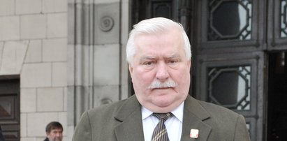 Lech Wałęsa usłyszał zarzuty od prokuratorów IPN. Były prezydent odpowiada: "To kolejne oszczerstwo, próba zdyskredytowania mnie w oczach opinii publicznej, a w konsekwencji umniejszenie mojej roli w historii"