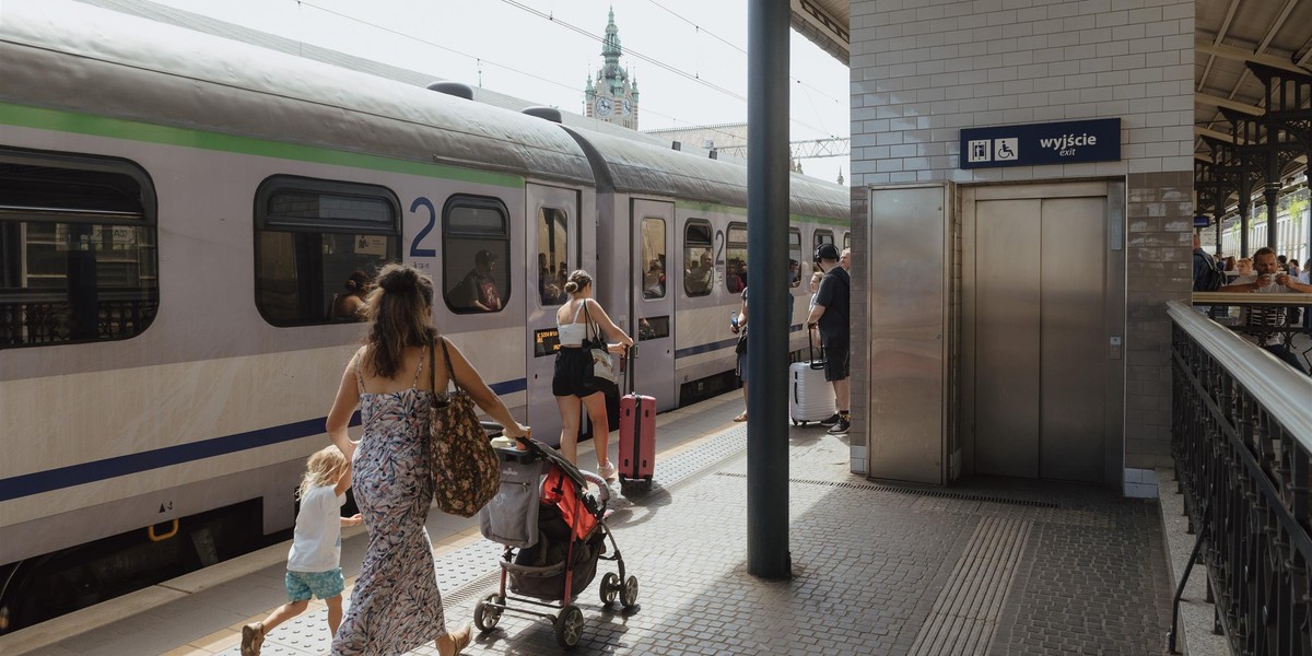 Blogerka pojechała pociągiem Intercity z Warszawy do Gdańska.