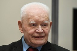 Prof. Strzembosz: Nowelizacja ustaw sądowych jest daniem w twarz TSUE