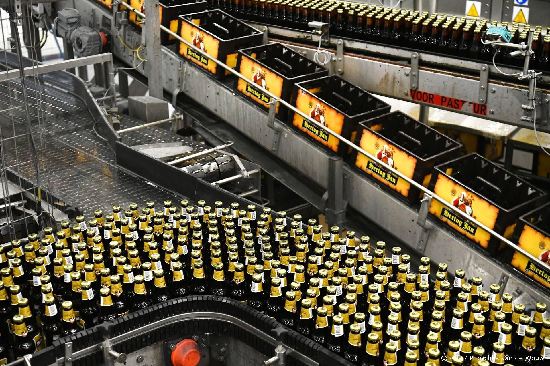 AB InBev mikt op 8% groei terwijl bierverkoop wereldwijd daalt