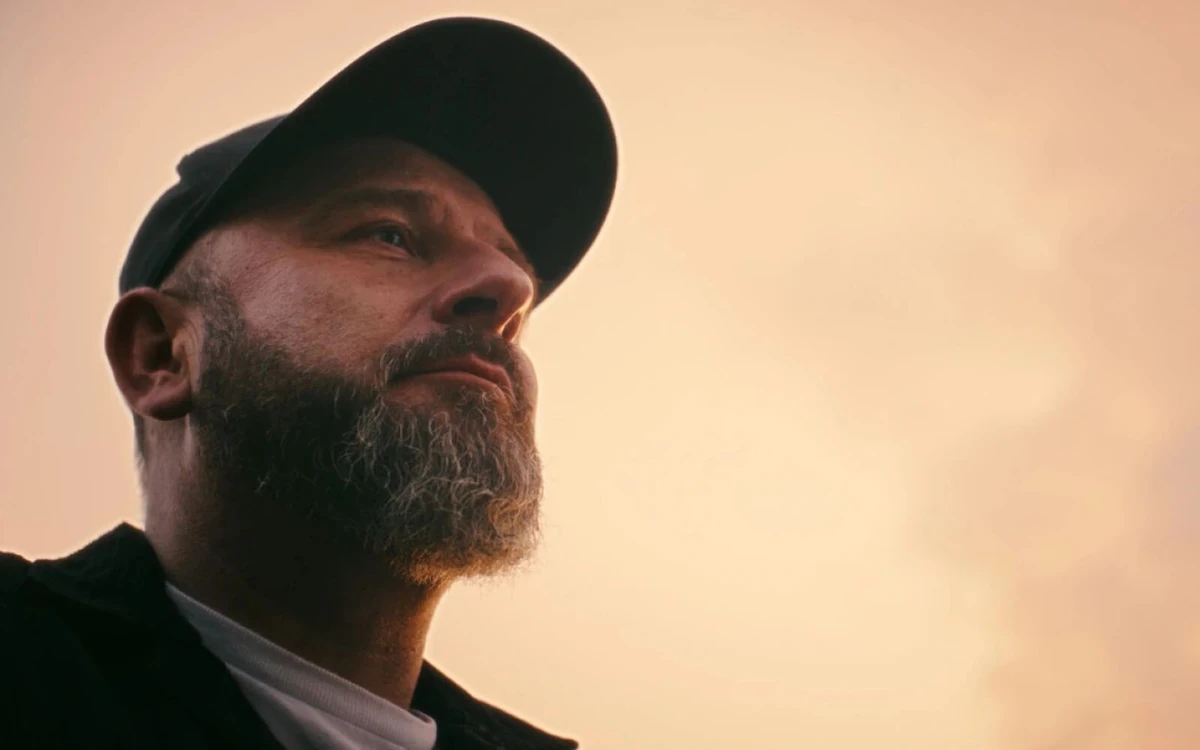 Zapisał się w historii polskiego rapu i polskiego Sejmu. Film o Liroyu wchodzi do kin