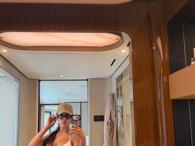 Georgina Rodrigez odgovorila hejterima koji komentarišu njen izgled, Ronaldo je podržao
