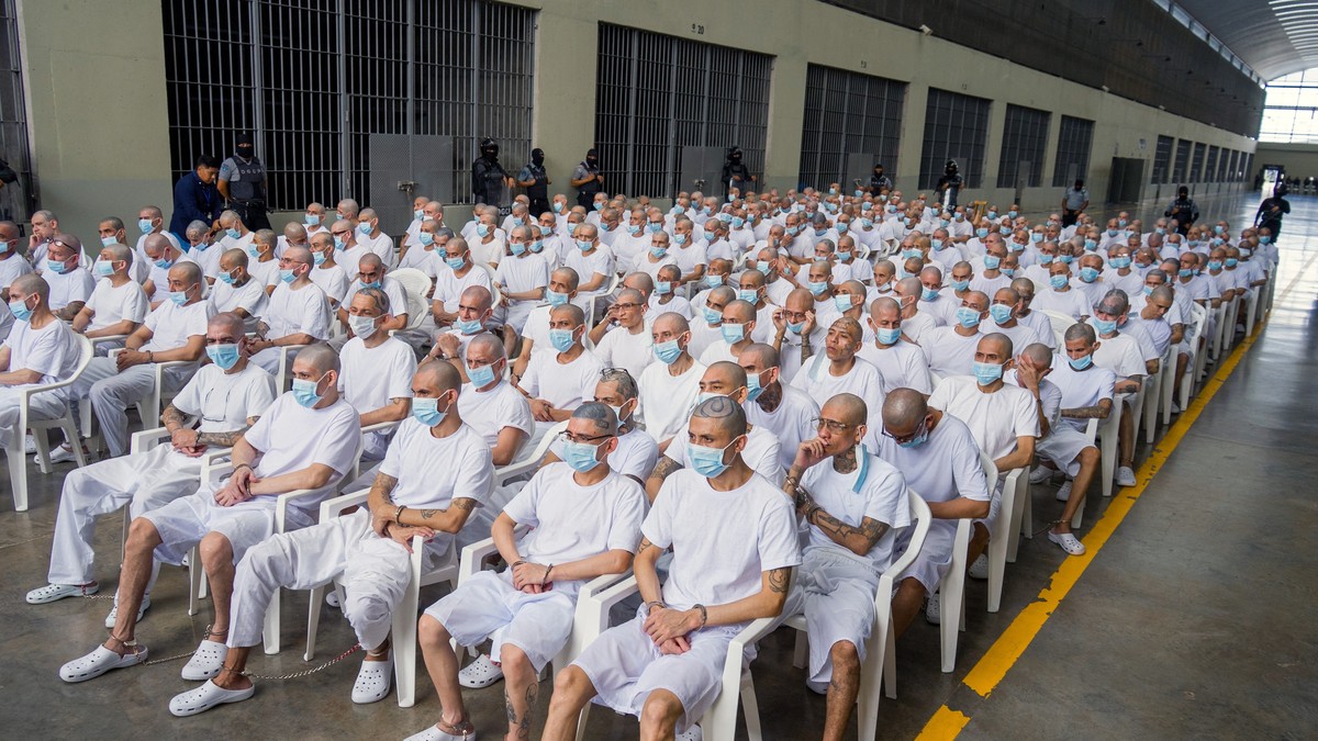 Suđenje za više od 400 navodnih vođa kriminalne bande Mara Salvatruča u Salvadoru