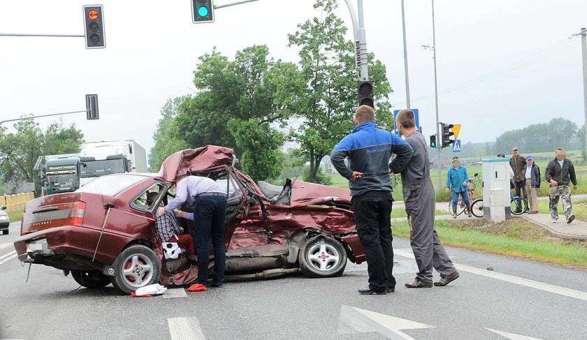 Dwie osoby nie żyją