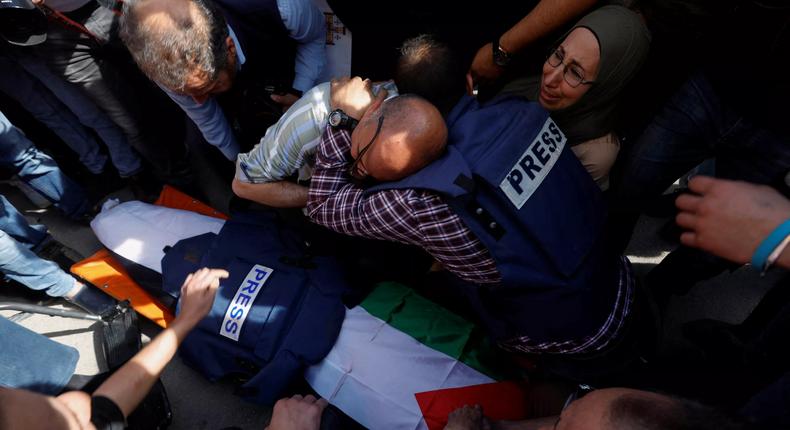 Mort-d un-journaliste-palestine
