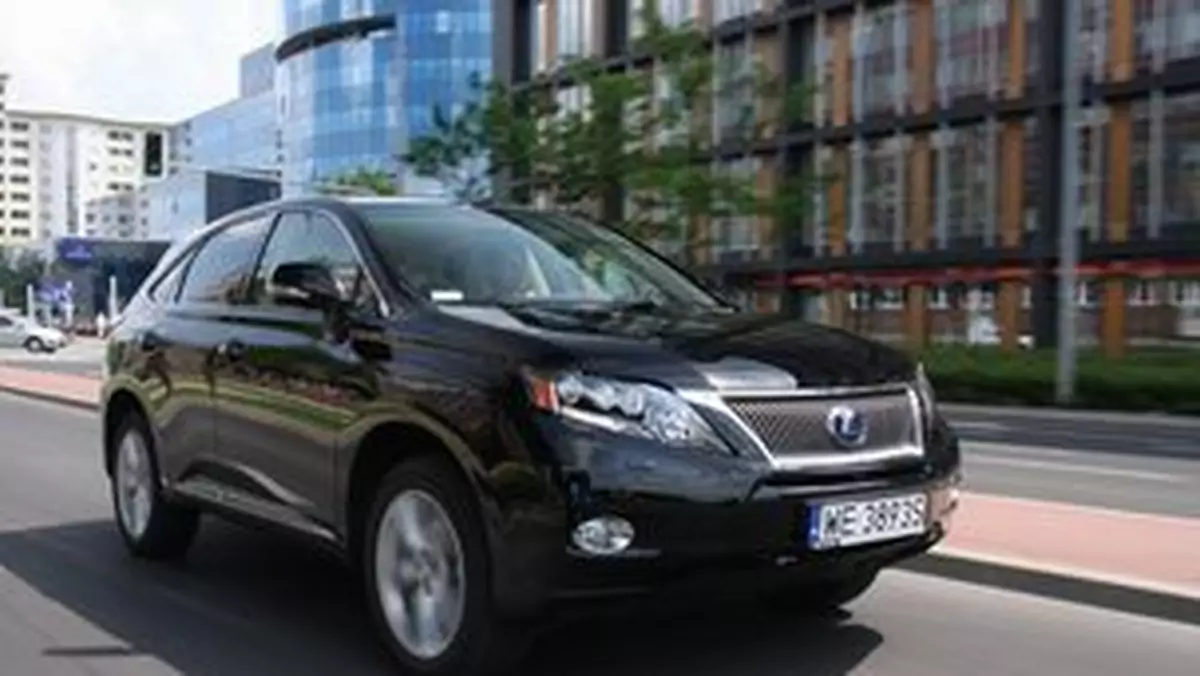 Lexus RX 450h: Hybrydowa salonka z Japonii