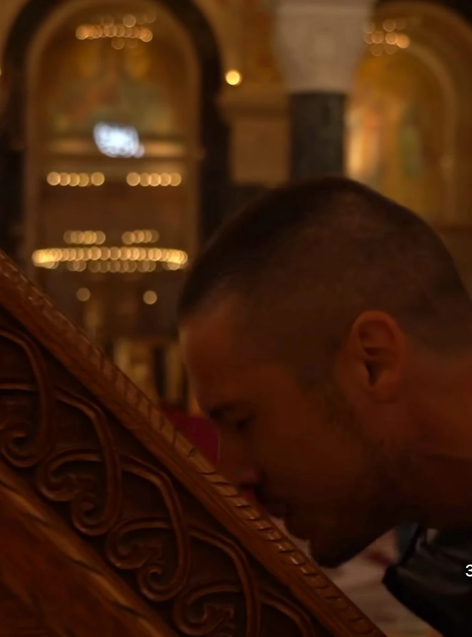 Nikola Rokvić krenuo je put Atine pešaka