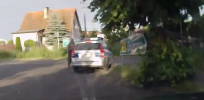 Tak polski kierowca zagiął policję. FILM!