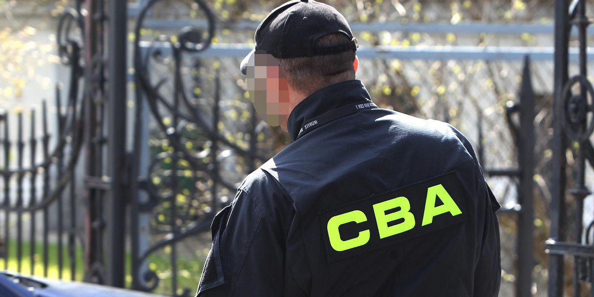 CBA zatrzymało podszywających się pod służby 