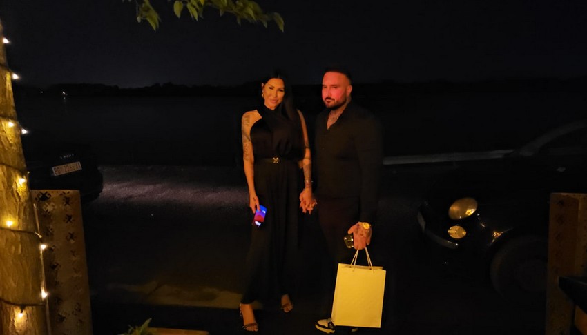 Tijana Ajfon sa dečkom