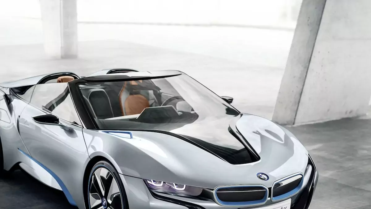 BMW i8 Concept w wersji Spyder