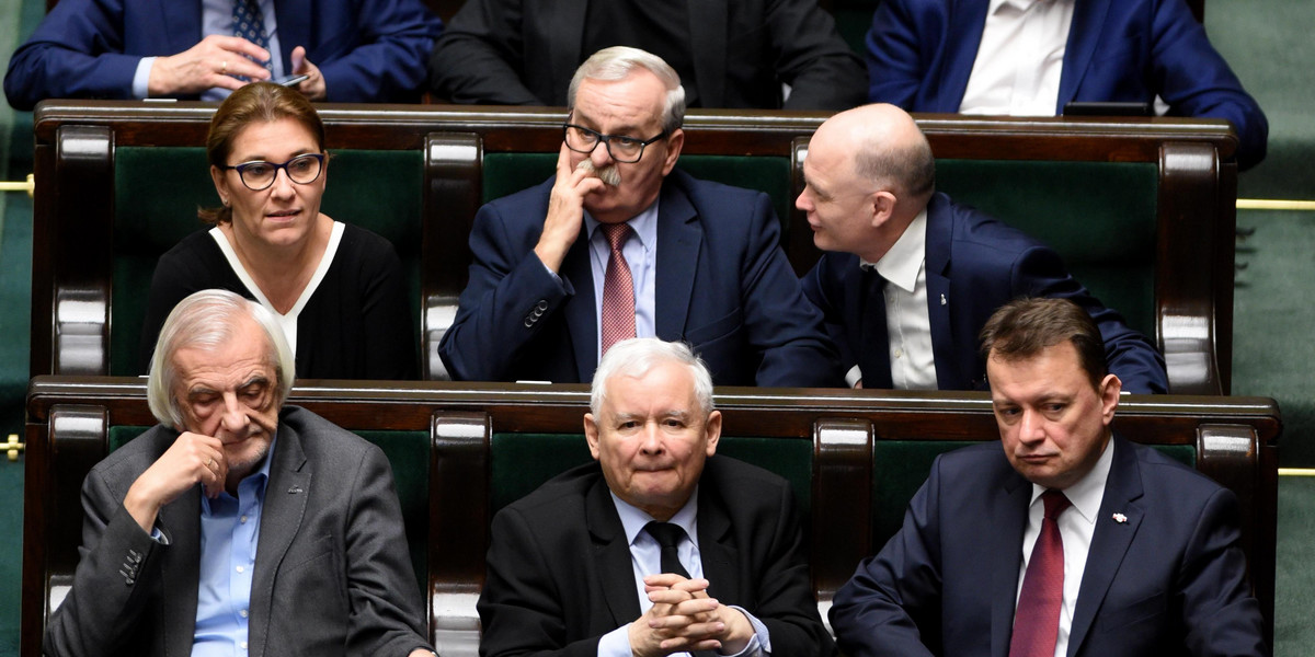 Sejm zagłosował za jawnością wynagrodzeń w NBP