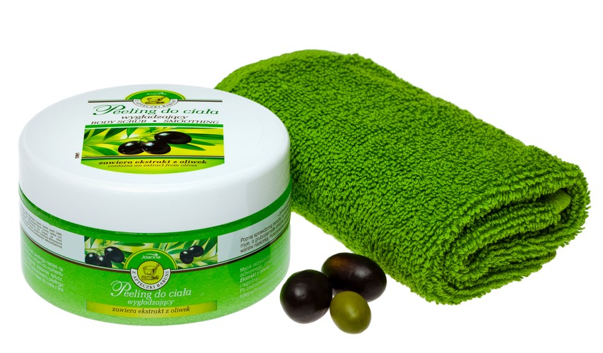 Peeling gruboziarnisty 'Z Apteczki Babuni' z ekstraktem z oliwek