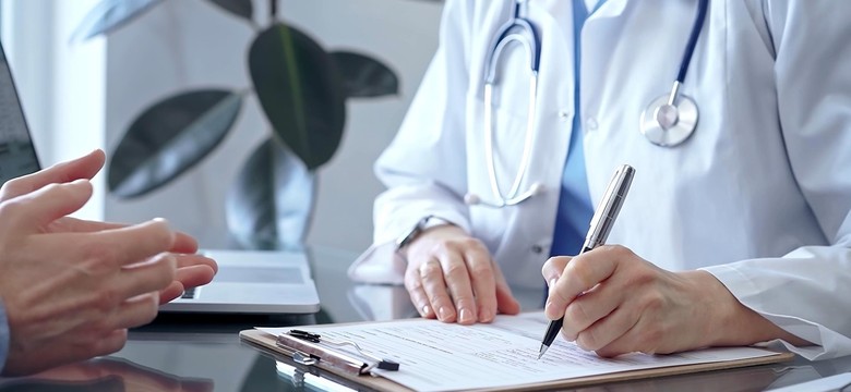 Jak przełamać wstyd i szczerze rozmawiać lekarzem o swoich dolegliwościach