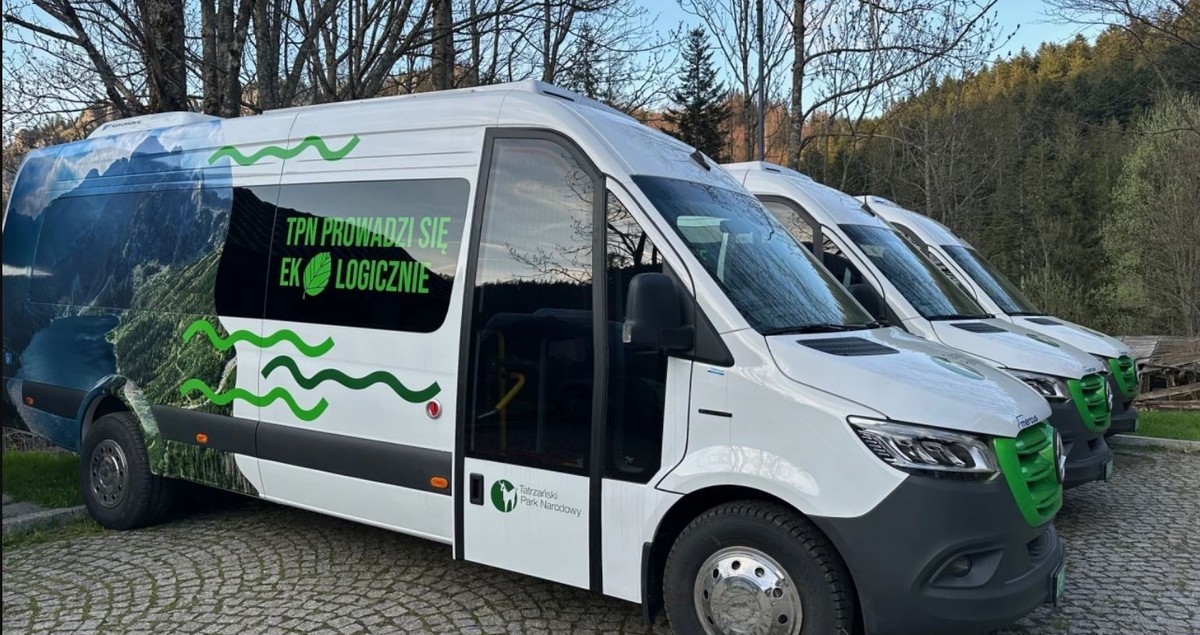 Nawet ponad 100 zł. Oto ile kosztują przejazdy elektrycznym busem do Morskiego Oka