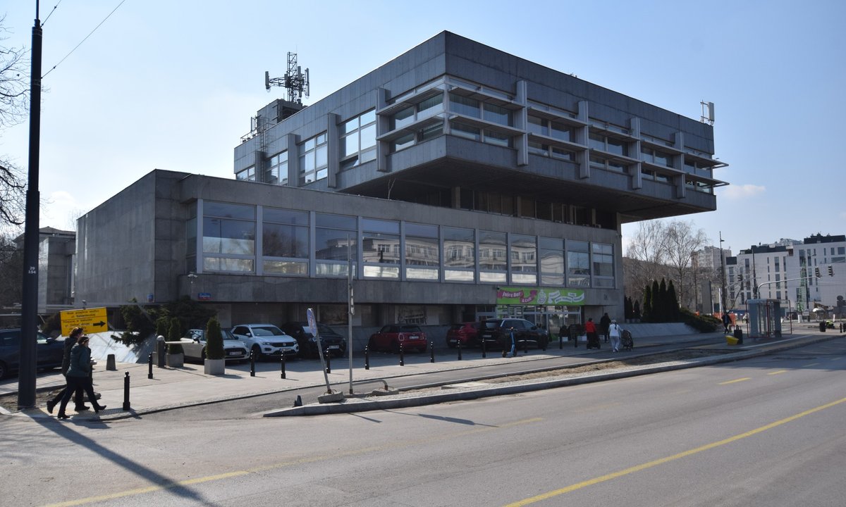 Ikona architektury PRL–u wpisana do rejestru zabytków. To perła polskiego brutalizmu