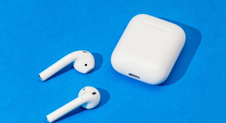 apple airpods and charging case