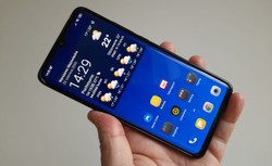 Chiński producent Xiaomi zatrudnił eksperta, by ocenił, czy jego smartfony są bezpieczne