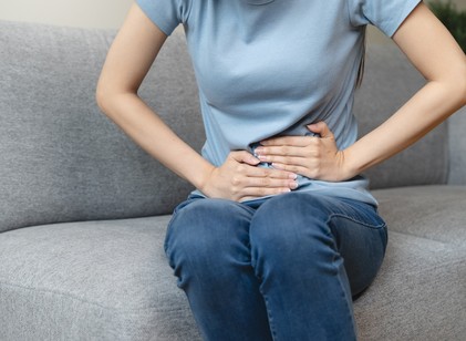 Menstruációs fájdalom: nem csak kellemetlenség – veszélyes betegség is állhat a hátterében című cikk nyitóképe