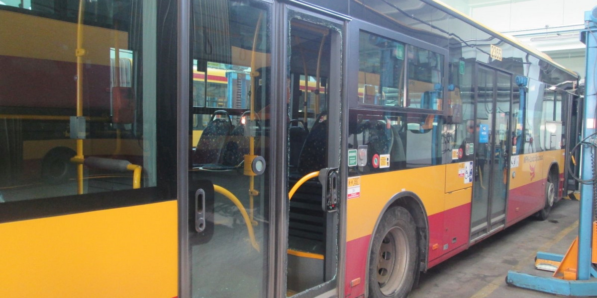 Ktoś ostrzelał autobus łódzkiego MPK?