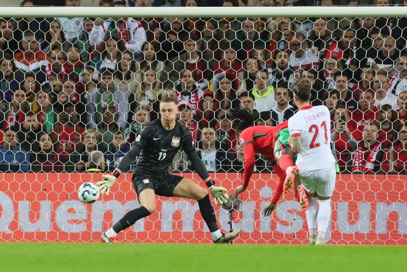 Rafael Leao Marcin Bułka