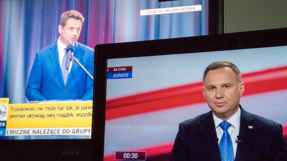 Są wyniki oglądalności "debat" Dudy i Trzaskowskiego