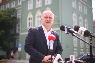 Prezydent Szczecina: Metropolie stracą na Krajowym Planie Odbudowy [WYWIAD]