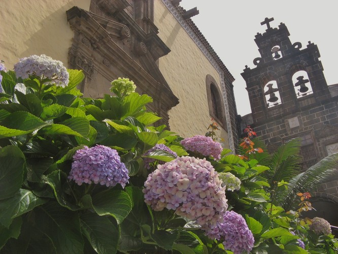 H jak Hades, ten wulkaniczny