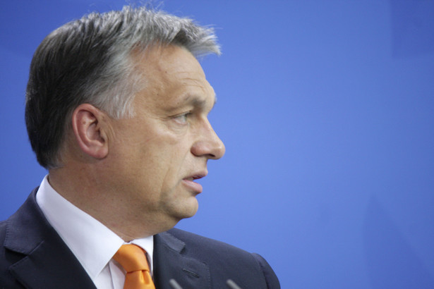 Viktor Orbán wciąż walczy z Sorosem i epidemią