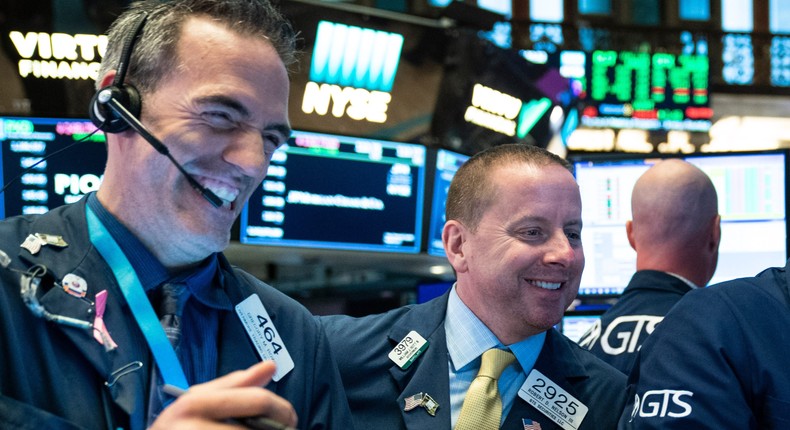 Stock traders.Drew Angerer / Getty