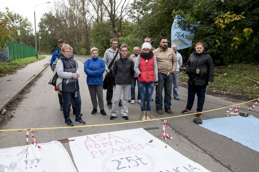 Mieszkańcy blokowali dojazd do stacji segregacji śmieci w Zabrzu