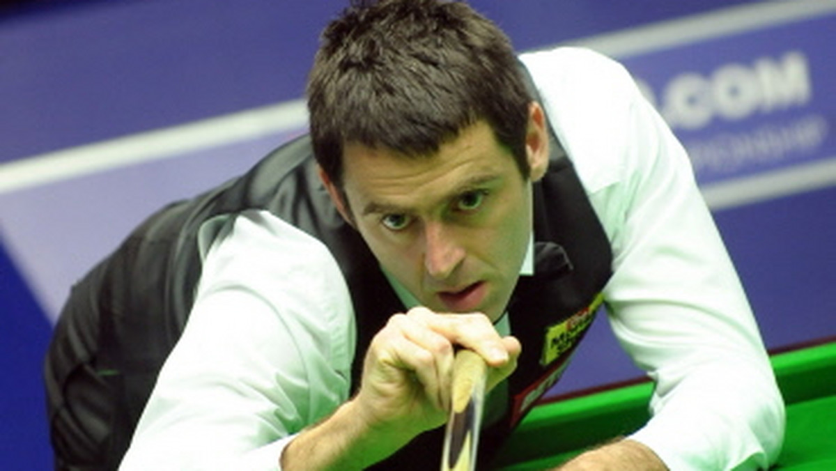 Ronnie O'Sullivan nie zdobędzie czwartego w karierze tytułu snookerowego mistrza świata. Anglik, po niezwykle widowiskowym i emocjonującym spotkaniu przegrał z Markiem Selbym 11-13 i odpadł z turnieju.