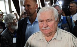 Wałęsa: Trwanie obecnej władzy to nieszczęście kraju. To albo "zdrajcy ojczyzny" albo "głupcy ojczyzny"