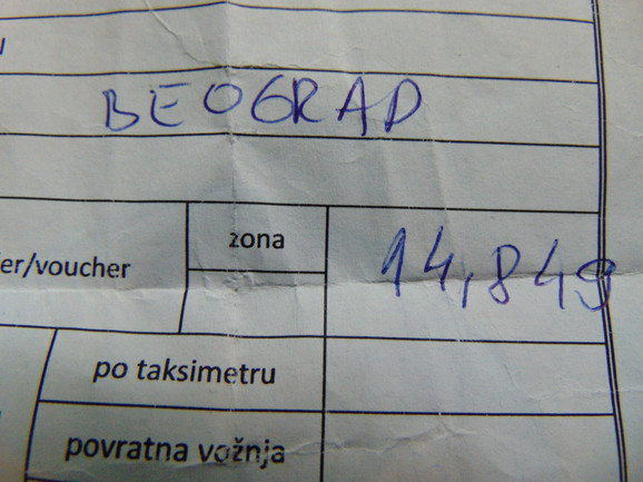 Od aerodroma do Autobuske stanice platio 12 puta skuplju vožnju taksijem nego autobusom od Beograda do Niša