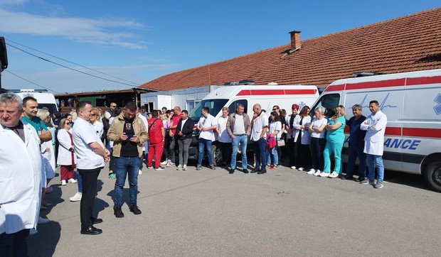 Protest radnika KBC Gračanica