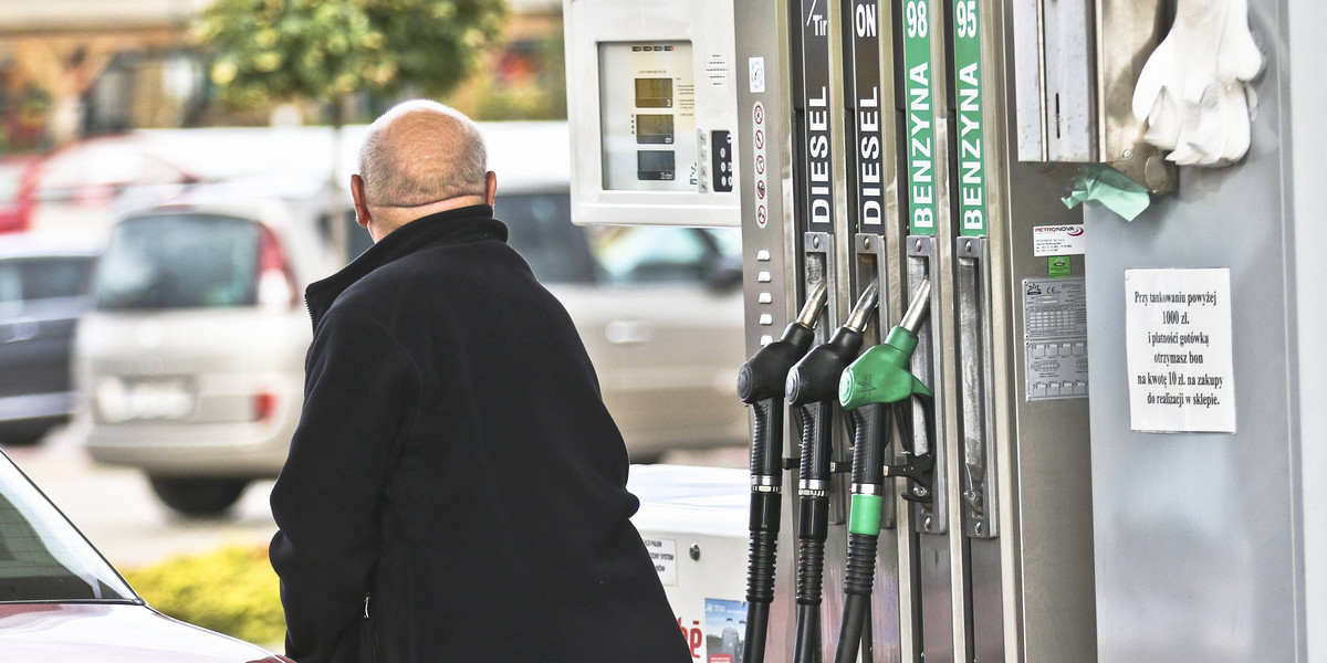 Paliwo w wariancie zimowym sprzedawane powinno być na stacjach od 16 listopada do końca lutego. 