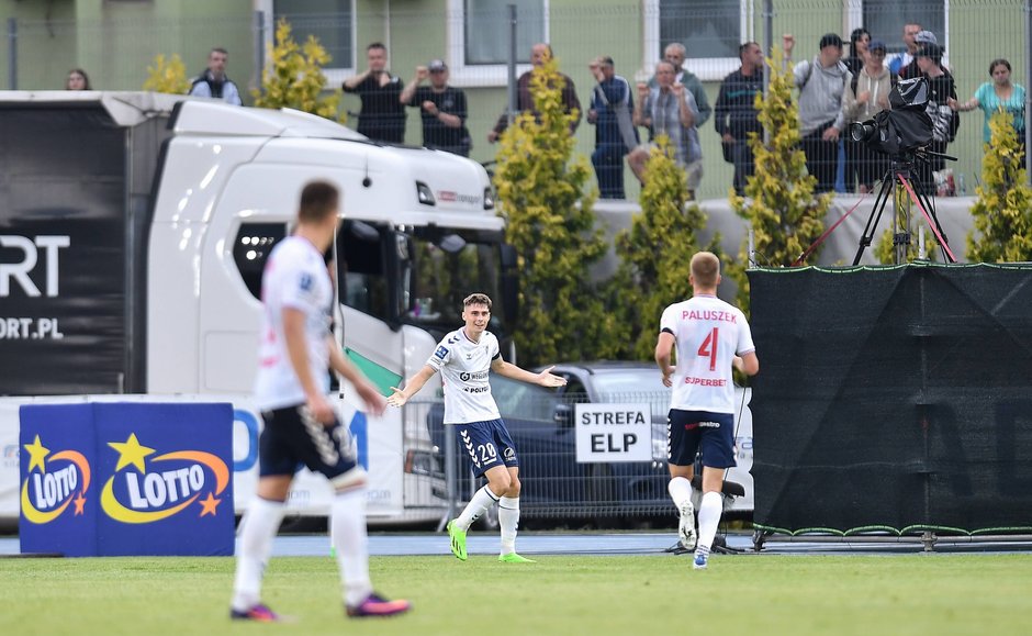 Szymon Włodarczyk w meczu z Radomiakiem strzelił dwa pierwsze gole dla Górnika.