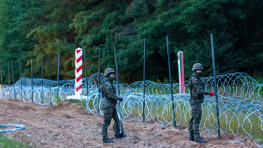 Przerzucili ją jak "worek ze śmieciami". 29-letnia Kongijka poroniła na granicy