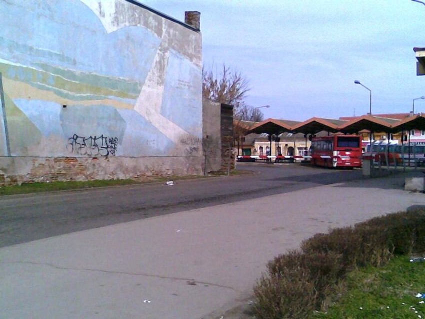 Autobus ukraden u vreme kada je rampa podignuta