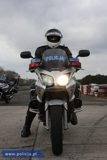 Szkolenie policjantów na motocyklach